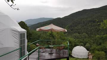 Фото номера Шатер «Джунгли» Люкс-шатры Glamping Georgia Krikhi г. Амбролаури 4